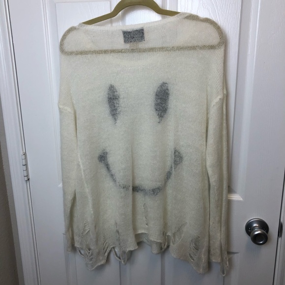 WILDFOX White Label 90s Smile Knit Sweater - Picture 6 of 6